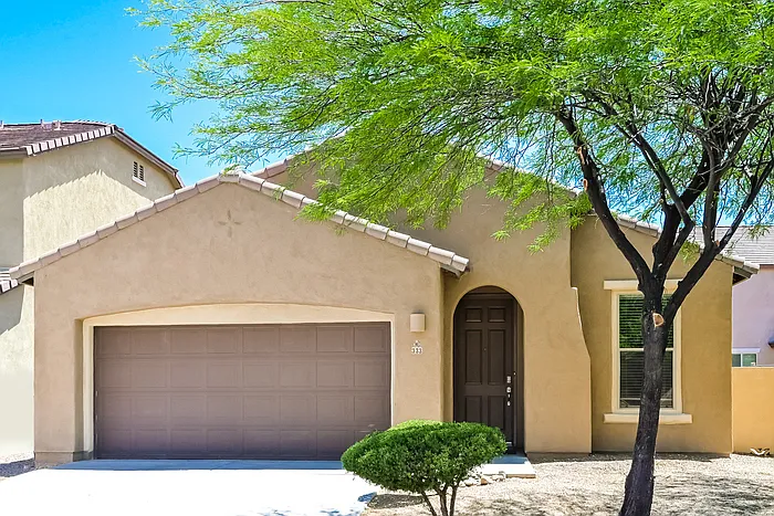333 W Calle Matraca — Photo 1
