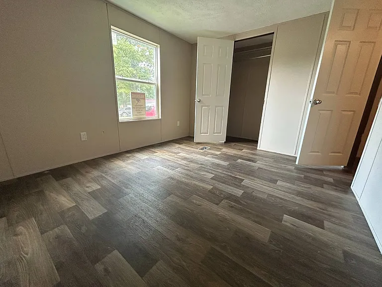 302 Autumn Ln #37 — Photo 9