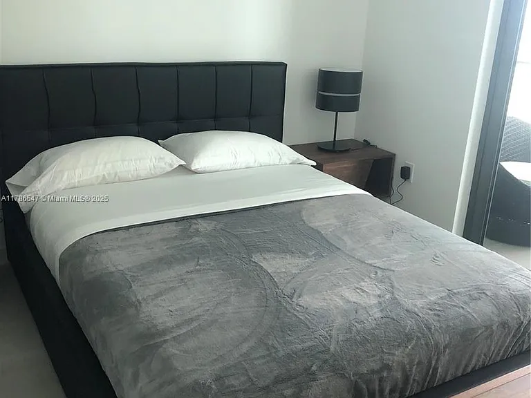 501 NE 31st St #2905 — Photo 6