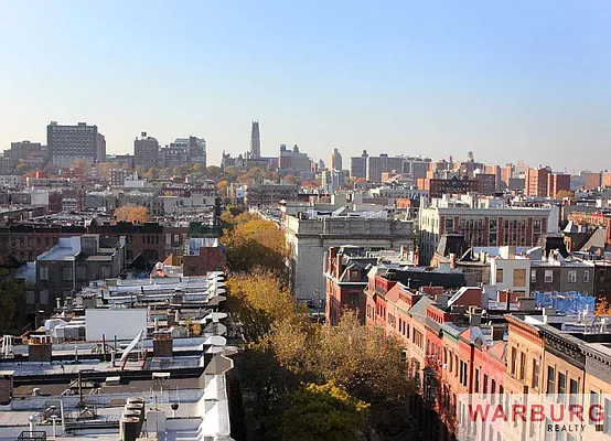 Sold by Warburg | media 13