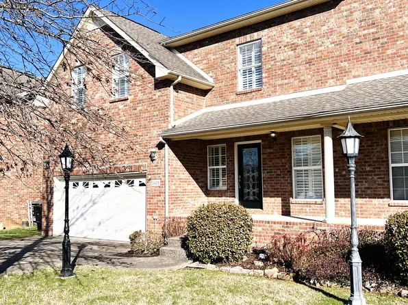 2425 Keegan Dr, Murfreesboro, TN 37130