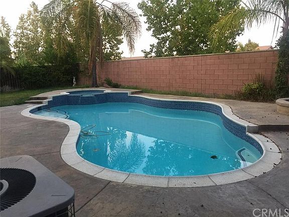 5th image of 26397 Castle Ln