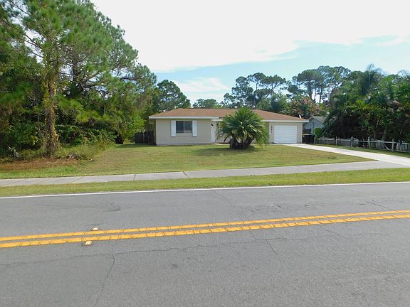 3rd image of 1041 Eldron Blvd SE