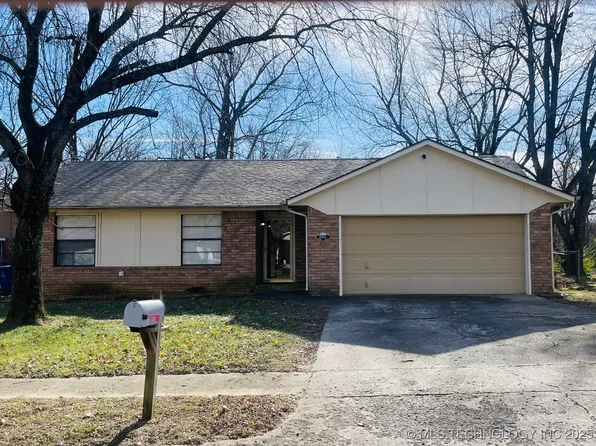 301 E Austin St, Broken Arrow, OK 74011