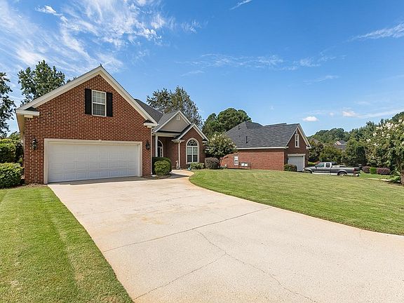 3rd image of 4207 Aerie Cir