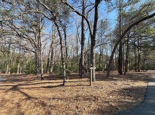 30 Turtle Point Rd, Pinehurst, NC 28374