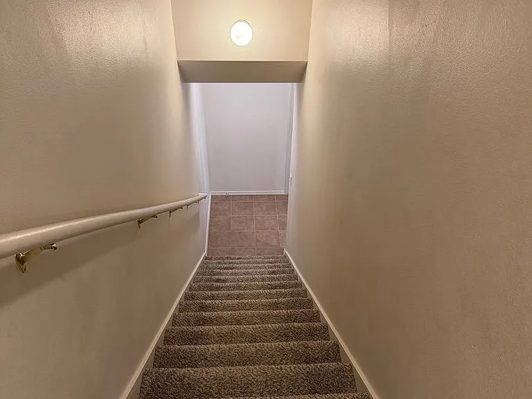1709 W Fern Dr — Photo 11