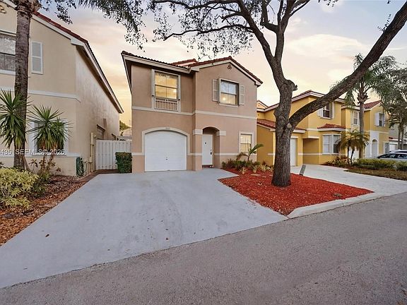 2nd image of 4055 Fern Forest Rd