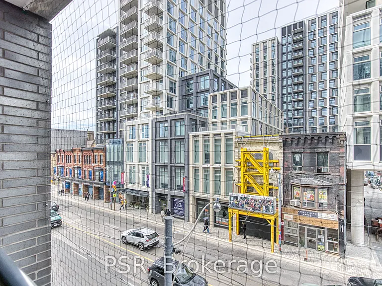 783 Bathurst St #321 — Photo 21