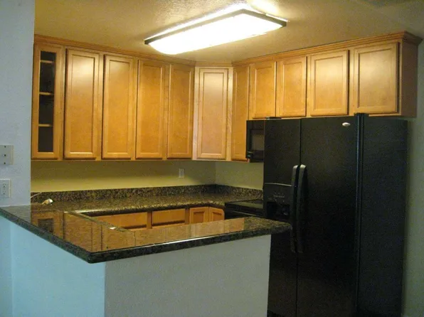 3715 Tallyho Dr APT 32, Sacramento, CA 95826