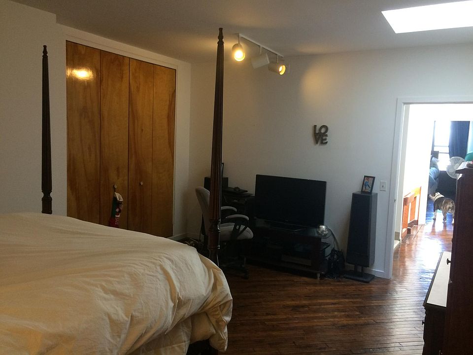 1st image of 221 Vine St APT 42