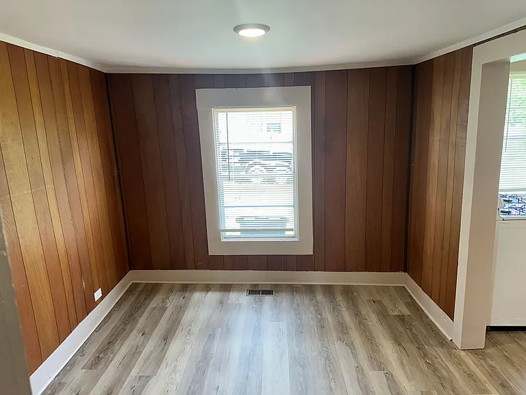 3345 W Don Tyson Pkwy — Photo 15