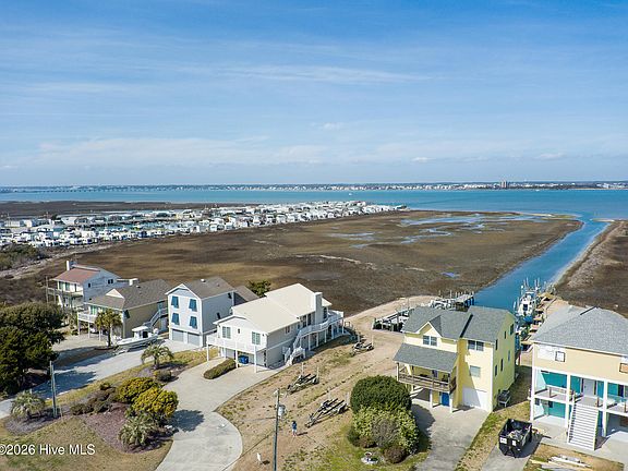 3rd image of 1711 E Fort Macon Road