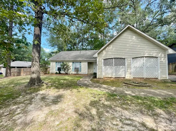 176 Bellegrove Cir, Brandon, MS 39047