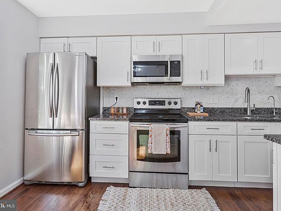 4th image of 6401 Old Scotts Ct
