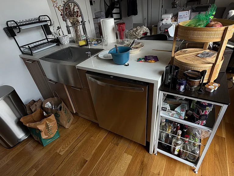 229 Roebling St #4A — Photo 6