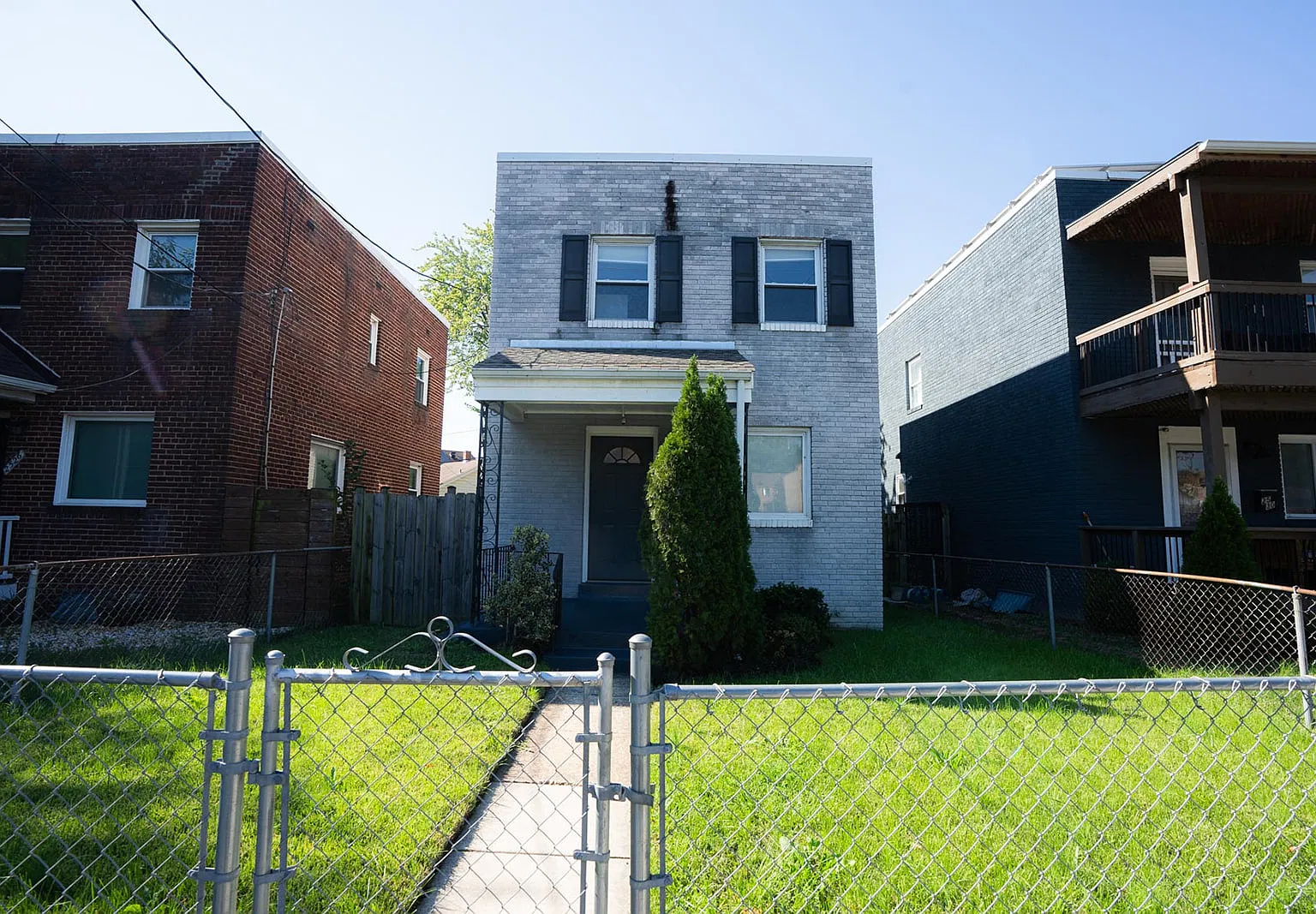 3 bed, 1504 sqft, $3,200 — Photo 1