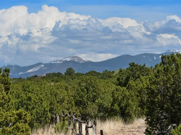 4 Camino Espejo, Santa Fe, NM 87507