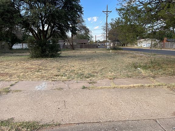 3rd image of 4602 38th St