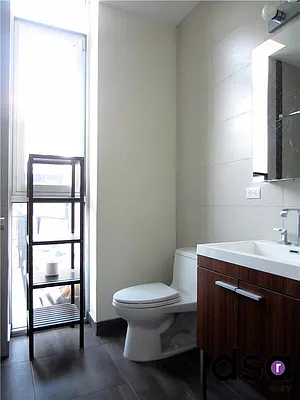 Rented by DSA Realty | media 34