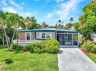 522 Menton LN, NAPLES, FL 34112