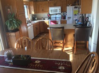709 27th St NW, Minot, ND 58703