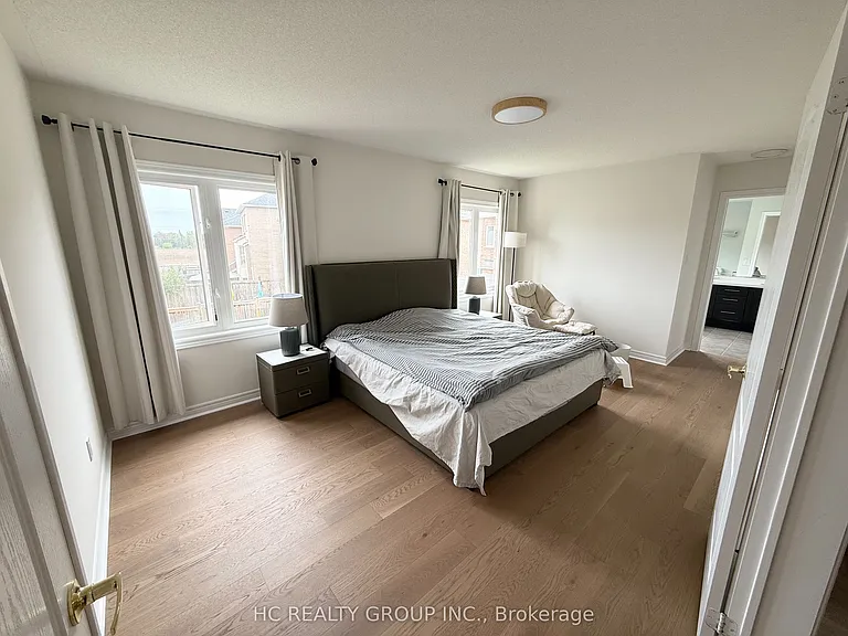 28 Lucida Ct — Photo 16