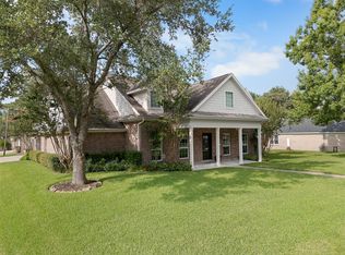 603 Renaldo St, Dickinson, TX 77539