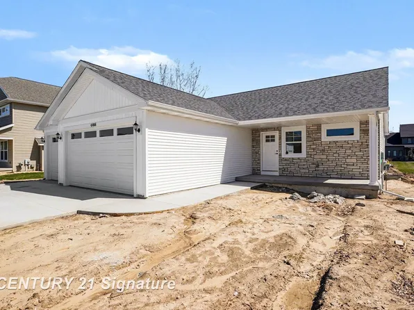 4466 E Lakecress Dr, Saginaw, MI 48603
