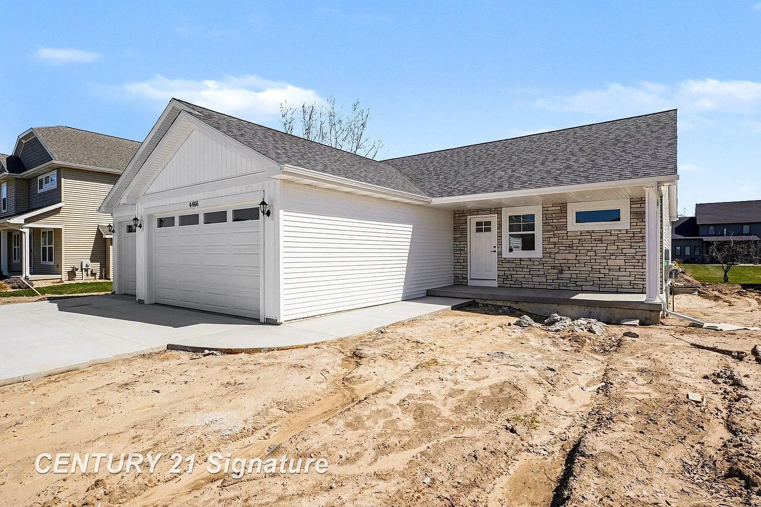 4466 E Lakecress Dr photo 1