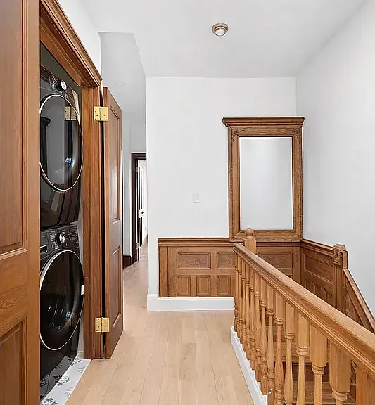 1137 Park Pl #PARLOR — Photo 11