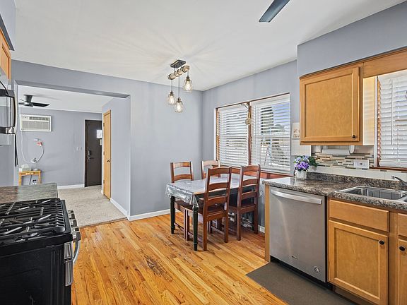 5th image of 5901 108th Pl