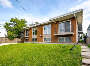 424 Sabrina Rd SW, Calgary, AB T2W1P9