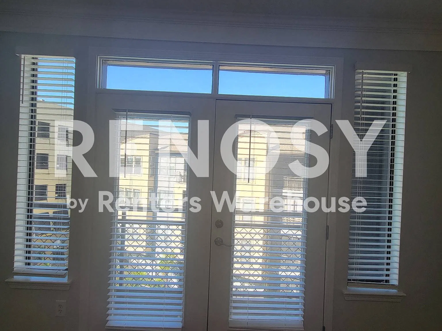 Beautiful 1 Bedroom Art Foundry Condo with Swimming Pool View! — Photo 3