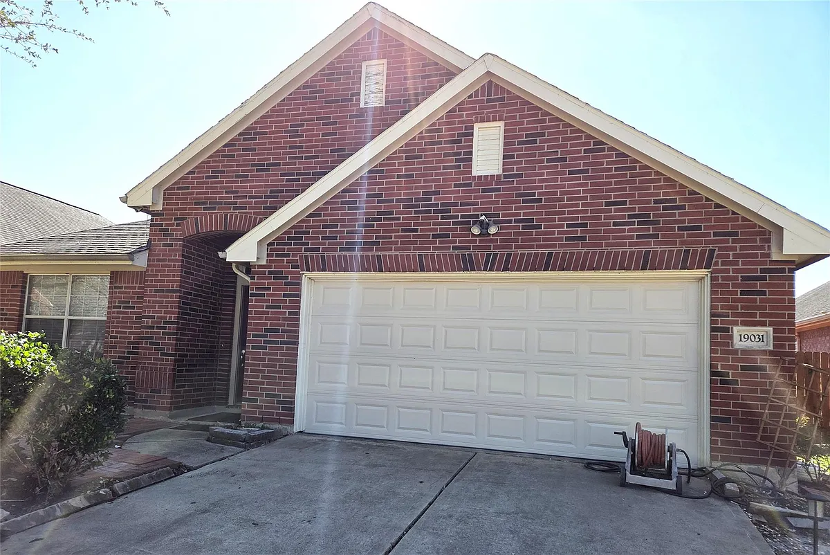 Building Photo - 19031 Golden Heath Ln