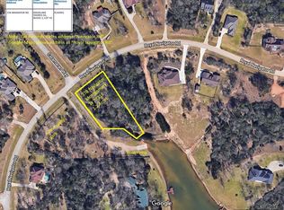 378 Royal Navigator Rd, Montgomery, TX 77316