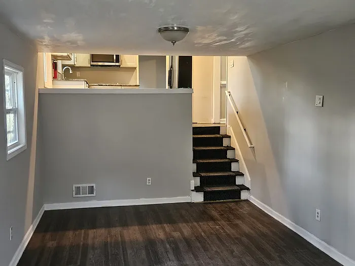 2325 Tarian Dr — Photo 21