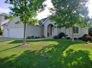 7948 Inland Ln N, Maple Grove, MN 55311