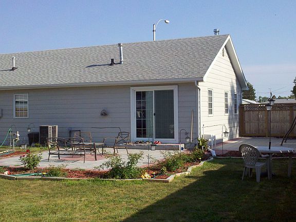 5th image of 503 E 8th St