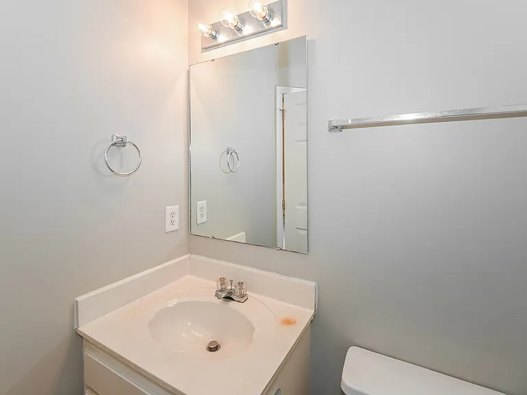 7526 Fallow Ln — Photo 16