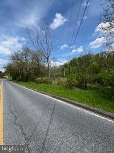 Es Halfway Dr, Myerstown, PA, 17067