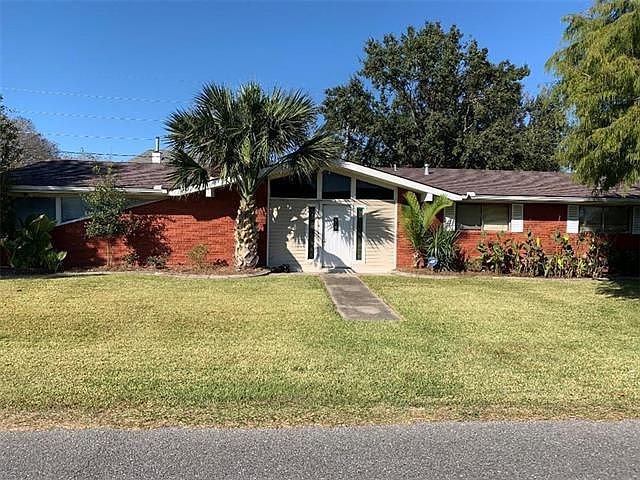 1st image of 4844 Alexis Dr