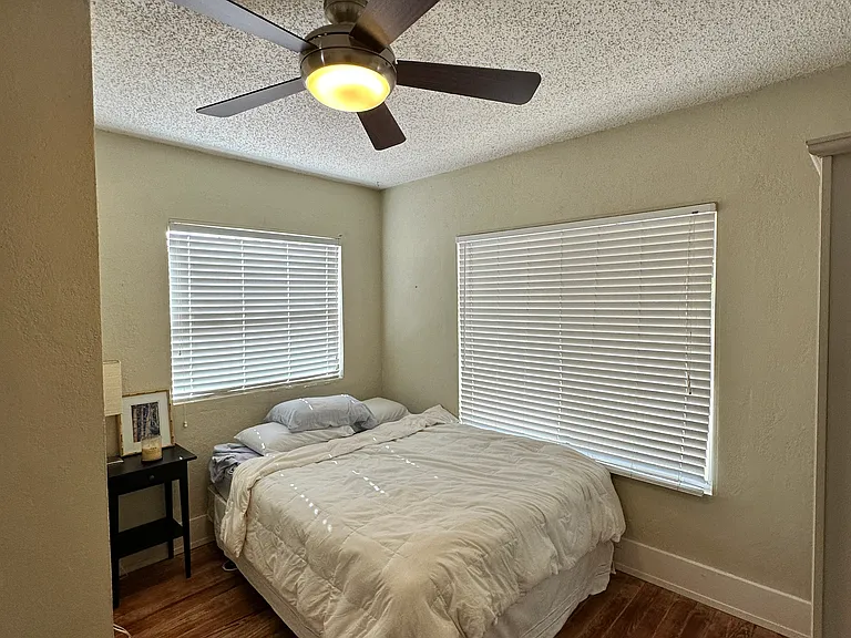 502 SW 6th Ave — Photo 10