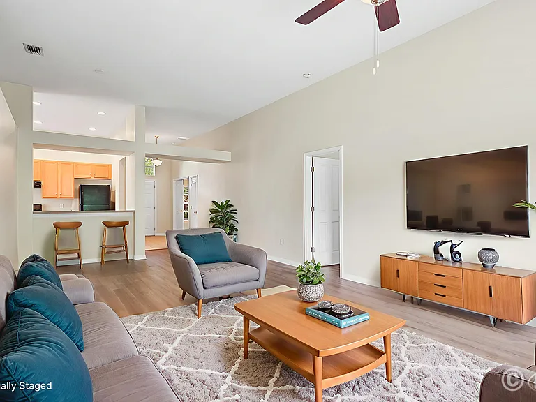 6328 Bridgecrest Dr — Photo 11
