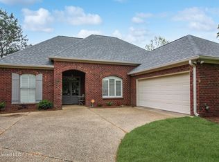 714 Waters Dr, Madison, MS 39110