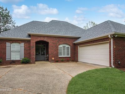 714 Waters Dr, Madison, MS, 39110