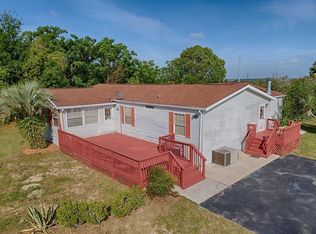 14221 SE Sunset Harbor Rd, Weirsdale, FL 32195