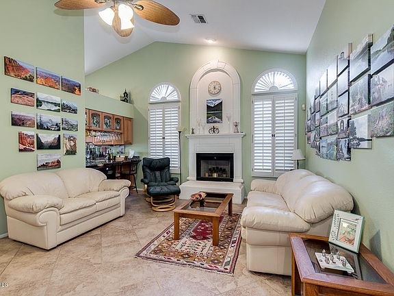 2nd image of 713 W Muirwood Dr