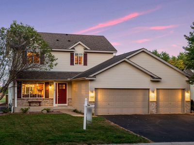 1593 Pond Curv, Waconia, MN, 55387
