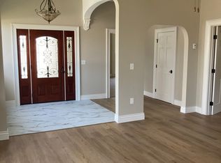 23-27 Latham St, Groton, CT 06340